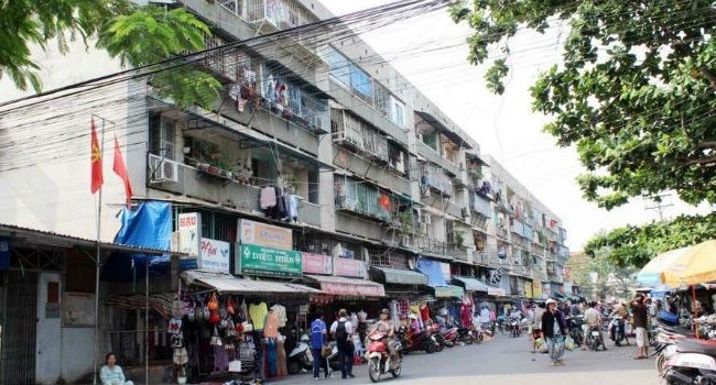 TP HCM muốn được “xé rào”, đẩy nhanh cải tạo 474 chung cư trên 40 tuổi Một khu chung cư cũ tại TP HCM.
