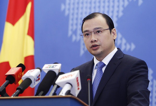 Việt Nam quan ngại trước tin Trung Quốc triển khai hệ thống vũ khí tại Biển Đông Người Phát ngôn Bộ Ngoại giao Lê Hải Bình.