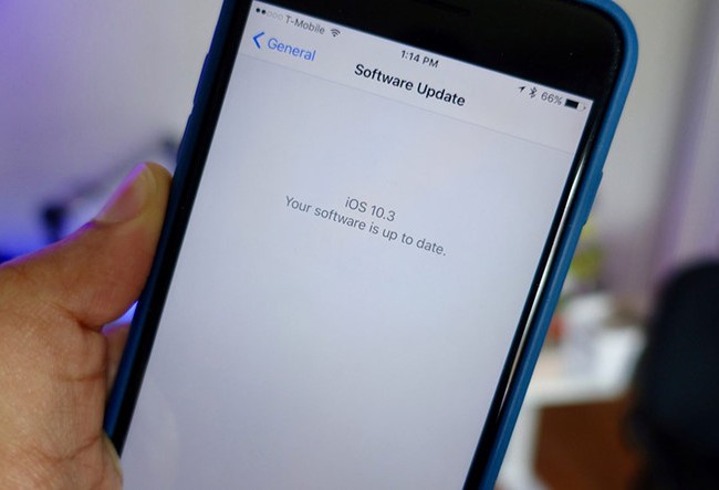 Apple vá hơn 300 lỗ hổng quan trọng qua các bản cập nhật mới Bản cập nhật iOS 10.3 mang đến nhiều cải tiến về tính năng lẫn nâng cao bảo mật