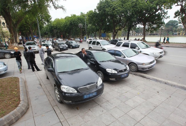 Hà Nội thu hồi 100% nhà công vụ sử dụng không đúng mục đích, hạn chế mua xe mới Ảnh minh họa.
