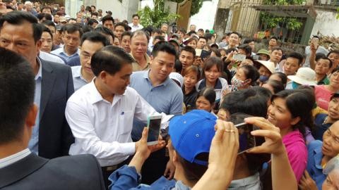 Vụ Đồng Tâm: Kiến nghị công dân chiếm giữ đất trái phép trả lại cho Viettel Kiến nghị kiểm điểm, làm rõ trách nhiệm đối với đơn vị, cá nhân trực tiếp quản lý sân bay Miếu Môn để xảy ra những sai sót nêu tại kết luận.