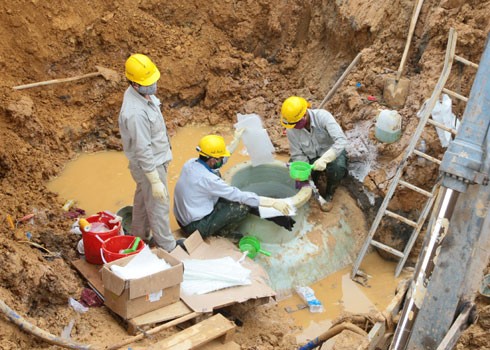 Dự án cấp nước sông Đà giai đoạn II chậm do chủ đầu tư cổ phần hóa Đến nay đường ống nước sông Đà số 1 đã vỡ 21 lần. (Ảnh minh họa, nguồn internet).