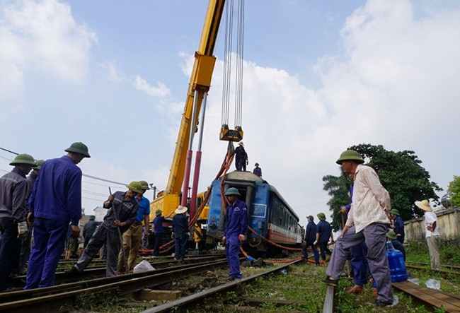 Bộ GTVT yêu cầu khẩn trương tìm nguyên nhân tàu hỏa trật bánh Liên tiếp 2 ngày xảy ra trật bánh tàu hỏa tại ga Yên Viên. (Ảnh minh họa, nguồn Tiền phong)