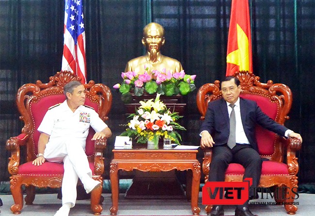 Tướng 4 sao Hải quân Mỹ - Đô đốc Harry B. Harris Jr. thăm Đà Nẵng Chiều 28/10, Đô đốc Harry B. Harris Jr., Tư lệnh Bộ Tư lệnh Thái Bình Dương Hoa Kỳ và đoàn công tác đã có buổi chào xã giao Chủ tịch UBND TP Đà Nẵng.