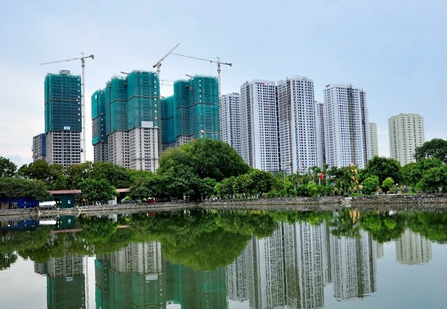 Bất động sản Hà Nội tăng kỷ lục nhưng diễn biến trái chiều! Bất động sản Hà Nội ghi nhận mức tăng kỷ lục trong 5 năm qua, nhưng bên trong lại diễn biến trái chiều!