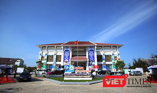Quảng Nam: Triển lãm thành tựu kinh tế-xã hội “20 năm tái lập tỉnh“ Triển lãm "Thành tựu kinh tế-xã hội qua 20 năm tái lập tỉnh Quảng Nam" sẽ diễn ra từ ngày 23/3-26/3 tại Bảo tàng tỉnh Quảng Nam với nhiều thành tựu đáng ghi nhận mà Quảng Nam đã đạt được trong thời gian qua.