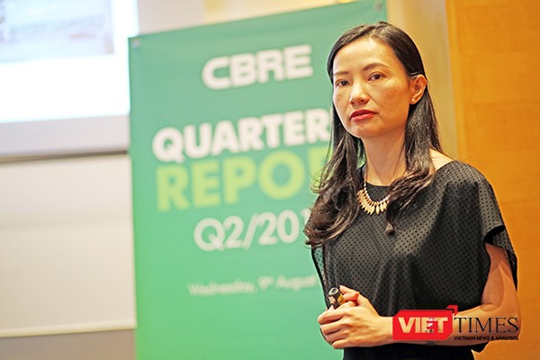 Chuyên gia CBRE nói gì về “cuộc tháo chạy” của khách sạn dưới 3 sao ở Đà Nẵng Bà Dương Thùy Dung, Giám đốc, Trưởng phòng Nghiên cứu thị trường và Tư vấn phát triển của CBRE.