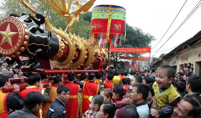 5 lễ hội không thể bỏ qua trong dịp Tết này Hội pháo làng Đồng Kỵ, Bắc Ninh