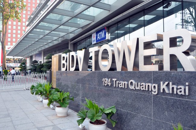 Chuyển động nhân sự cấp cao ở BIDV Sau ĐHĐCĐ BIDV vẫn chưa xác định Chủ tịch HĐQT mới thay thế cho ông Trần Bắc Hà đã nghỉ hưu theo chế độ từ tháng 9/2016.