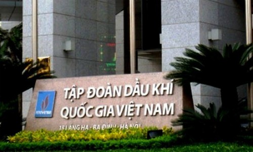 Lý do khiến ông Đinh La Thăng bị kỷ luật Thời gian lãnh đạo Tập đoàn Dầu khí Việt Nam, ông Đinh La Thăng đã có một số quyết định đầu tư gây thất thoát vốn và ban hành một số văn bản trái pháp luật, vi phạm quy chế làm việc