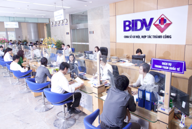 BIDV: Chốt ngày đăng ký cuối cùng để trả cổ tức bằng tiền năm 2016 BIDV trả cổ tức năm 2016 bằng tiền mặt với tỷ lệ 7%
