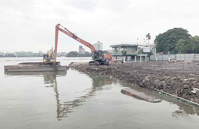 Hà Nội bác thông tin lấp hồ Tây làm khách sạn Hà Nội khởi động dự án nạo vét 1 triệu mét khối bùn ở Hồ Tây