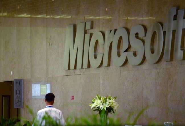 Trung Quốc đánh giá ‘độ an toàn’ của các hãng công nghệ Tập đoàn công nghệ Microsoft là một trong các hãng công nghệ nước ngoài sẽ phải trải qua quá trình bị kiểm tra, đánh giá mức độ an toàn của sản phẩm tại Trung Quốc trong tháng 6 tới - Ảnh: WSJ