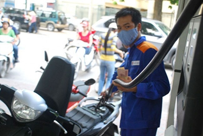 Chủ tịch Hội Xăng dầu: Người dân có trách nhiệm đóng thêm thuế môi trường Ảnh minh họa