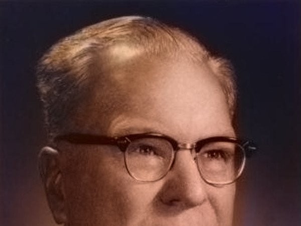 Máy photocopy hoạt động như thế nào? Chester Carlson (Nguồn ảnh : Paperhall.org)