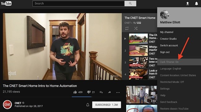 Thủ thuật kích hoạt chế độ tối màu trên Youtube Kích hoạt tính năng dark mode (ảnh Matt Elliot)