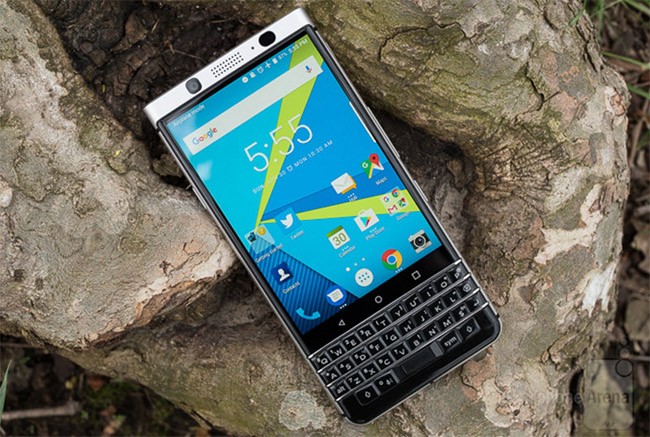 Ngạc nhiên với thời lượng pin BlackBerry KEYone KEYone là smartphone cao cấp của BlackBerry