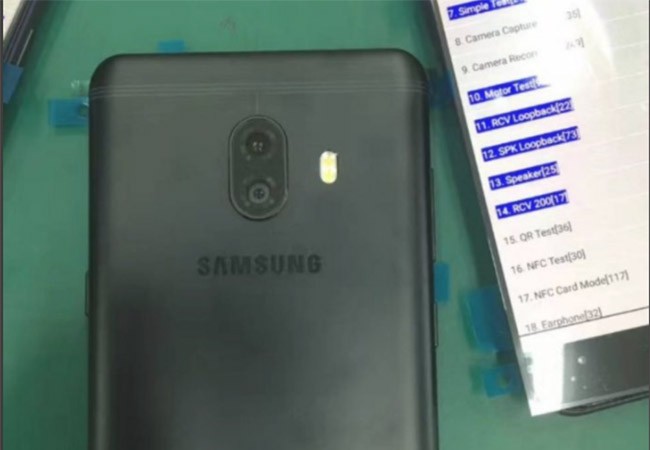 Lộ ảnh thực tế Galaxy C10 với camera kép Galaxy C10 có thể là chiếc điện thoại đầu tiên mà Samsung ra mắt có máy ảnh kép