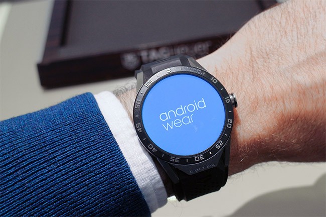 Lỗi Android Wear khiến Google Assistant “tắt điện”! Đồng hồ thông minh chạy Android Wear (ảnh Digital Trend)