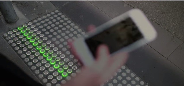 Video: Úc thí điểm đèn đi bộ dành cho dân nghiện smartphone Ảnh minh họa
