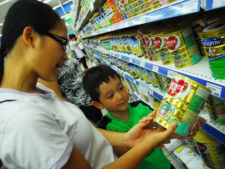 Hãng sữa Dumex rời thị trường Việt Sữa Dumex chia tay thị trường Việt- (Ảnh minh hoạ).