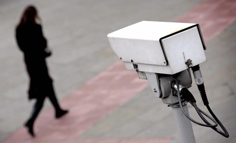 Cảnh báo camera an ninh làm chậm internet tại Việt Nam Các máy quay an ninh có thể bị lợi dụng để làm chậm mạng internet hoặc phục vụ vào mục đích DDOS- (ẢNH: AFP).