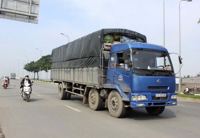 Xử phạt nghiêm xe tải chưa lắp giám sát hành trình Sẽ phạt nặng xe tải chưa lắp giám sát hành trình- (Ảnh minh họa).