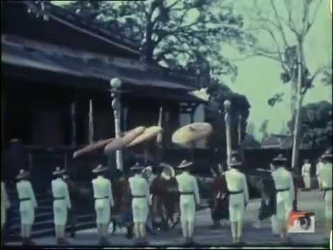 Video: Hoàng thái tử cuối cùng Triều Nguyễn đã thụ phong như thế! Video: Hoàng thái tử cuối cùng Triều Nguyễn đã thụ phong như thế!
