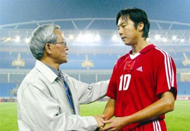 Video: Lê Huỳnh Đức - “Gerd Mueller” của bóng đá Việt Le Huỳnh Đức ngày còn thi đấu.