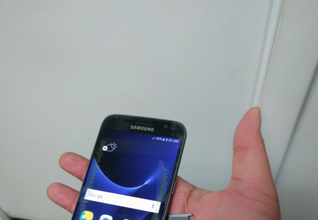 Đến lượt Galaxy S7 lộ video thực tế, pin không cao như kỳ vọng Đến lượt Galaxy S7 lộ video thực tế, pin không cao như kỳ vọng