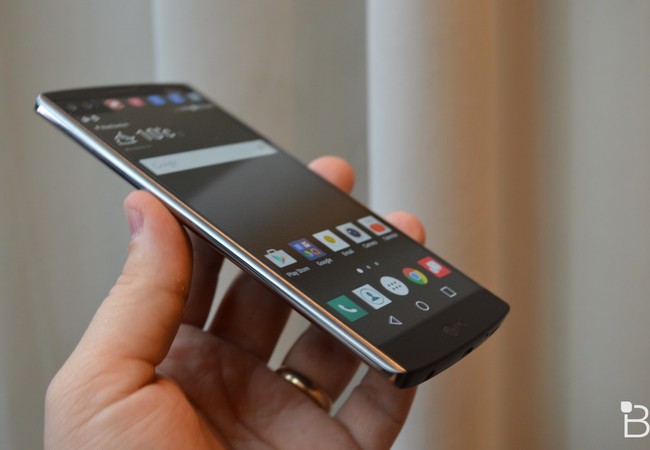Video: Cận cảnh bản dựng smartphone LG G5 Video: Cận cảnh bản dựng smartphone LG G5