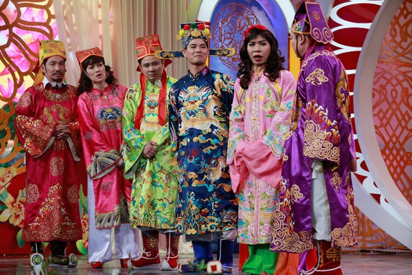 Video: Táo quân 2016 bất ngờ 'lộ hàng' trước Giao thừa Chương trình năm nay được 'rút gọn' với sự tham gia của 4 Táo .