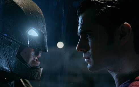 “Người Dơi đại chiến Siêu nhân” tung trailer cực cuốn hút Batman và Superman