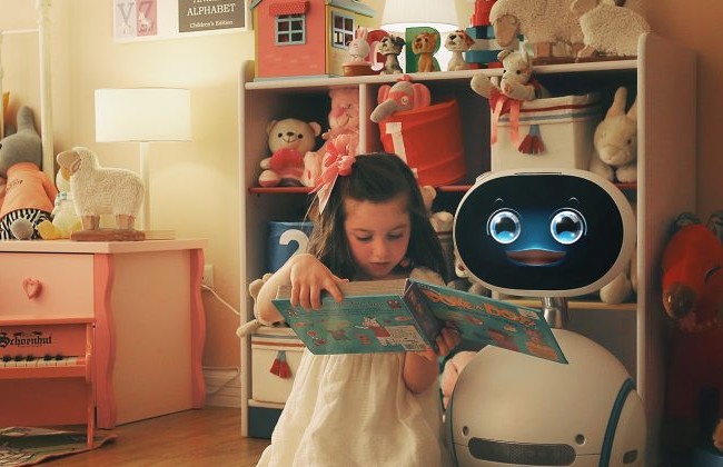 Video: “Tất tật” về robot gia đình Asus Zenbo Video: “Tất tật” về robot gia đình Asus Zenbo