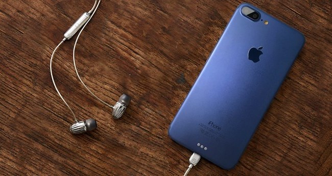 Video: Rò rỉ hình ảnh iPhone 7 Plus màu xanh Rất có thể iPhone 7 Plus sẽ có thể có màu xanh.