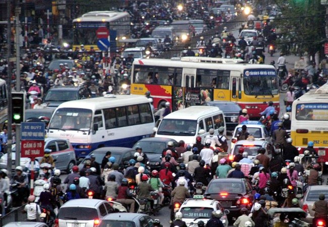 Báo Mỹ: Ô tô tự lái giao thông ở Hà Nội