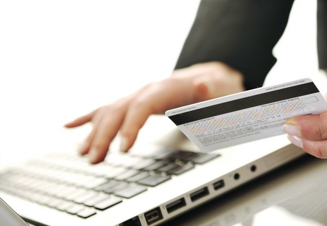 Hơn 55% người Việt sợ bị lừa đảo ngân hàng trực tuyến Một trong những cách hữu hiệu để đảm bảo an toàn cho giao dịch trực tuyến là luôn sử dụng mật khẩu mạnh và thường xuyên thay đổi mật khẩu