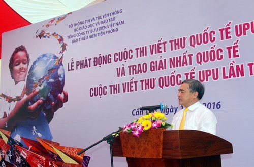 Phát động cuộc thi Viết thư quốc tế UPU lần thứ 46 Ông Nguyễn Minh Hồng - Thứ trưởng Bộ TT&TT phát biểu tại buổi lễ