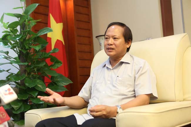Chiều nay, Bộ trưởng Trương Minh Tuấn trả lời chất vấn về quản lý mạng xã hội Bộ trưởng Bộ TT & TT Trương Minh Tuấn sẽ thẳng thắn đối thoại về các vấn đề liên quan tới an ninh mạng, an ninh thông tin.