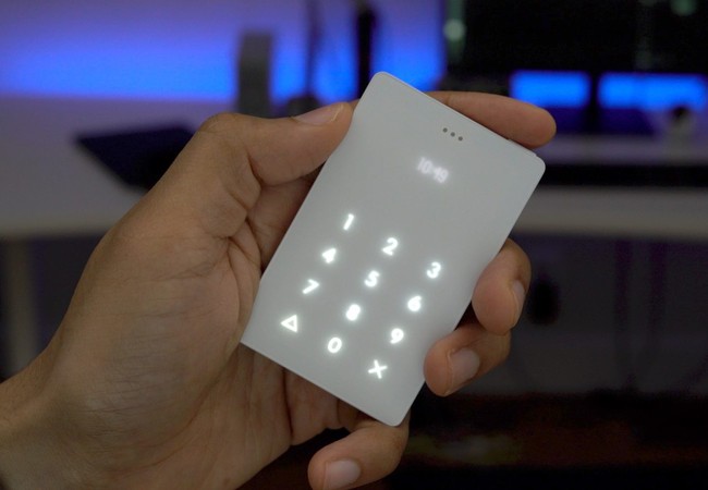 Video: Điện thoại Light Phone 3,4 triệu đồng Light Phone