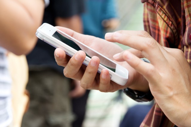 Hà Nội bắt đầu triển khai Sổ điểm điện tử trên smartphone Ảnh minh hoạ: Internet