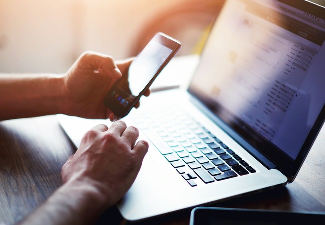 Dự báo: Data Technology sẽ là ngành rất phát triển trong 3 năm tới Các công ty trong ngành Fintech đang rất cần tuyển kỹ sư IT trong lĩnh vực xử lý dữ liệu (data processing) và kỹ sư IT có kinh nghiệm liên quan đến machine learning. Ảnh minh hoạ: Internet.