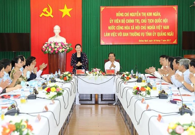 Chủ tịch Quốc hội: Quảng Ngãi cần phát triển du lịch và kinh tế biển tương xứng tiềm năng Chủ tịch Quốc hội Nguyễn Thị Kim Ngân làm việc với Ban Thường vụ Tỉnh ủy Quảng Ngãi. Ảnh: Trọng Đức