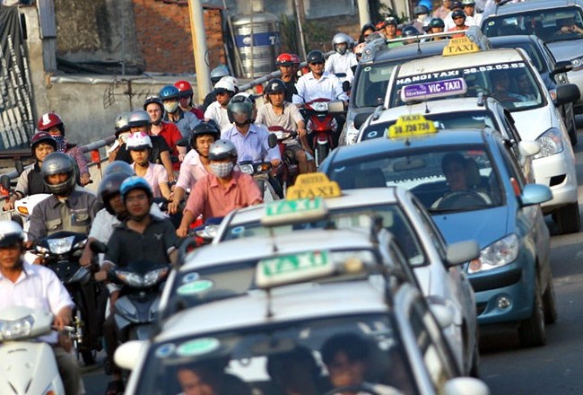 Hà Nội: Các hãng taxi sắp phải “đồng phục” và cùng sử dụng phần mềm gọi xe? Theo Sở GTVT Hà Nội, khi được đưa vào thực thi, quy chế này sẽ giúp làm giảm bớt mật độ giao thông trên địa bàn Thành phố hiện nay. Ảnh: Taxi Ba Sao