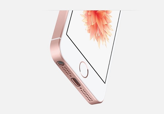 Chiếc điện thoại nào “làm hài lòng” người Mỹ nhất? iPhone SE nhận được mức độ hài lòng cao nhất từ người dùng Mỹ