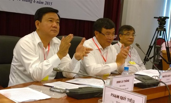 Phản biện dự án sân bay Long Thành: đa số gật đầu Bộ trưởng Giao thông Vận tải Đinh La Thăng tai Diễn đàn