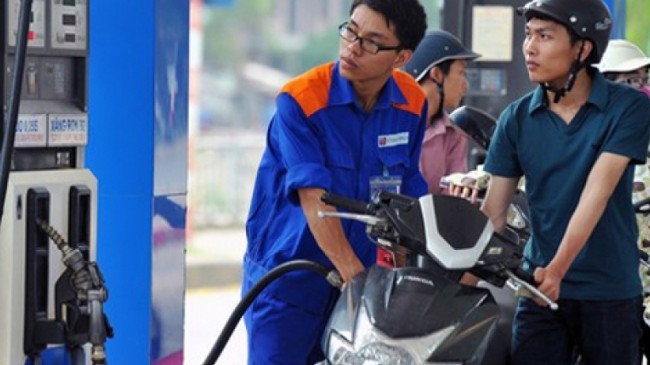 Không giảm giá xăng, chỉ giảm giá dầu ! Không giảm giá xăng, chỉ giảm giá dầu !