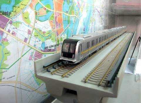 Bộ trưởng Thăng:'Không thể thay nhà thầu Trung Quốc do ràng buộc vay vốn' Mô hình tàu điện tuyến Cát Linh - Hà Đông.