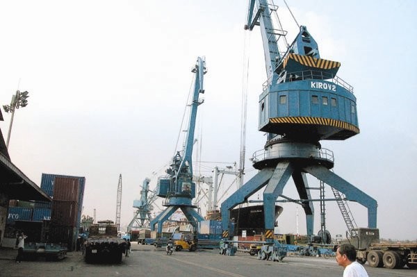 Đắt rẻ Cảng Sài Gòn Khi Nhà nước vẫn còn nắm giữ 64% cổ phần của Cảng Sài Gòn, khó mà dự đoán một sự thay đổi căn bản trong hoạt động kinh doanh chính của doanh nghiệp.