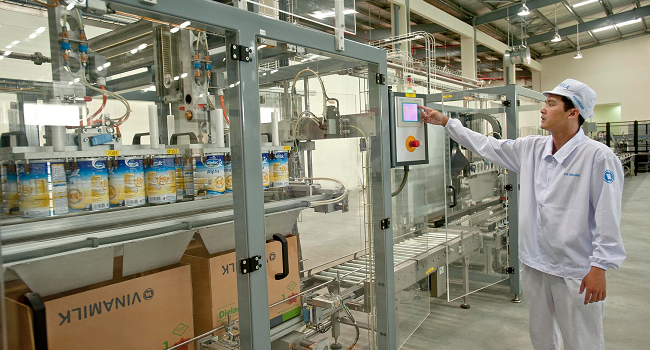 Vinamilk sắp chi 4.000 tỷ tạm ứng cổ tức 40% Vinamilk sắp chi 4.000 tỷ tạm ứng cổ tức 40%